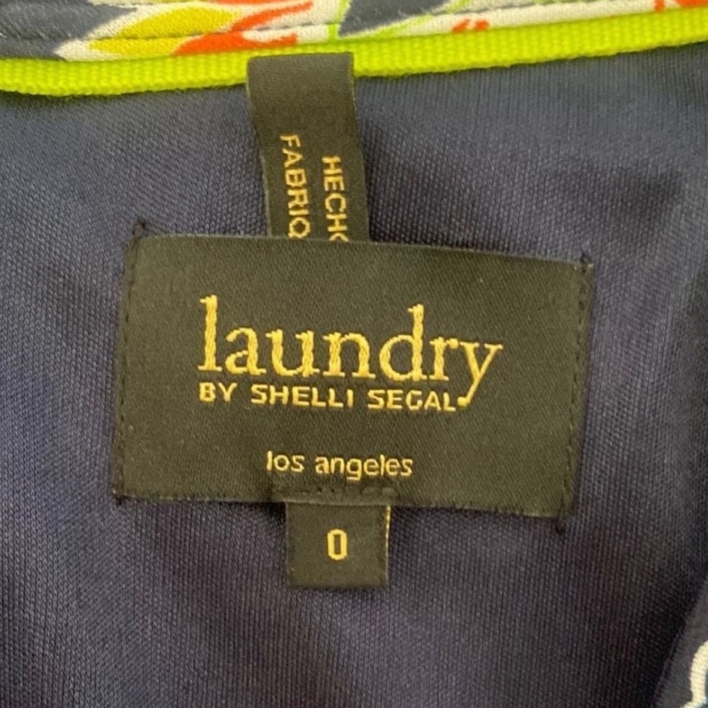 Laundry By Shelli Segal Navy Dress with Patterned Trim. Size 0 - Picture 5 of 7